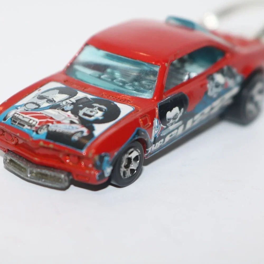 Hot Wheels Vairy 8 loose diecast CUSTOM keychain